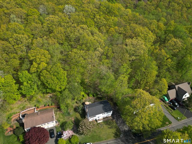 102 Metacomet Road, Plainville, CT 06062