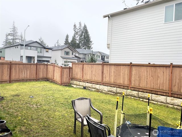 6302 SW 206th Pl, Lynnwood, WA 98036