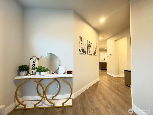 6302 SW 206th Pl, Lynnwood, WA 98036