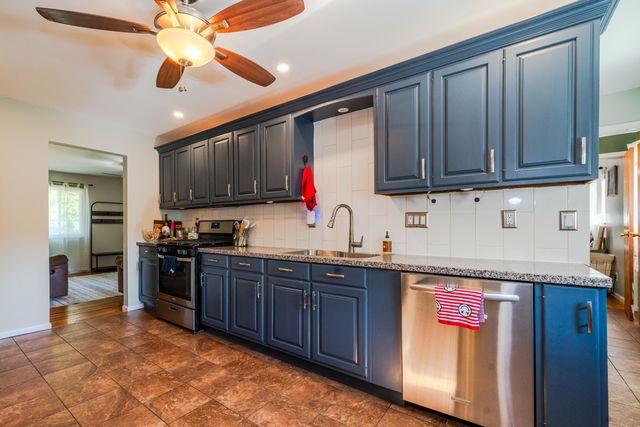 15 Sexton Drive 15 Sexton Drive, Xenia, OH 45385