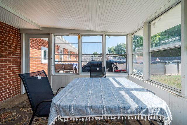 15 Sexton Drive 15 Sexton Drive, Xenia, OH 45385