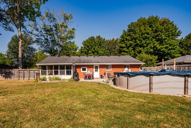 15 Sexton Drive 15 Sexton Drive, Xenia, OH 45385