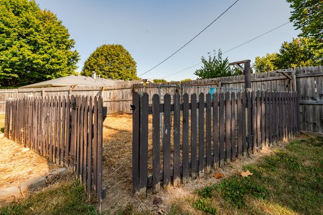 15 Sexton Drive 15 Sexton Drive, Xenia, OH 45385