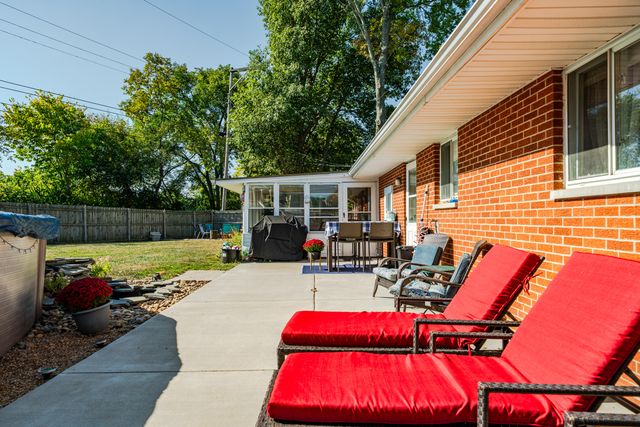 15 Sexton Drive 15 Sexton Drive, Xenia, OH 45385