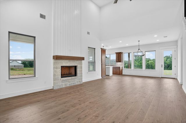 225 Kilkenny Road, Poolville, TX 76487