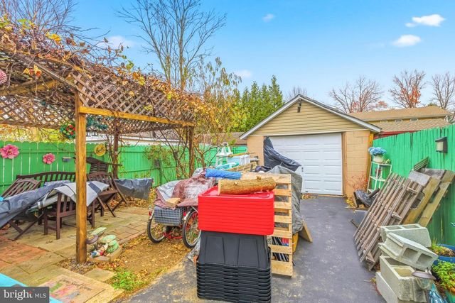 810 PLEASANT AVE, Upper Chichester, PA 19061