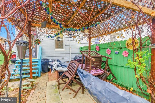 810 PLEASANT AVE, Upper Chichester, PA 19061