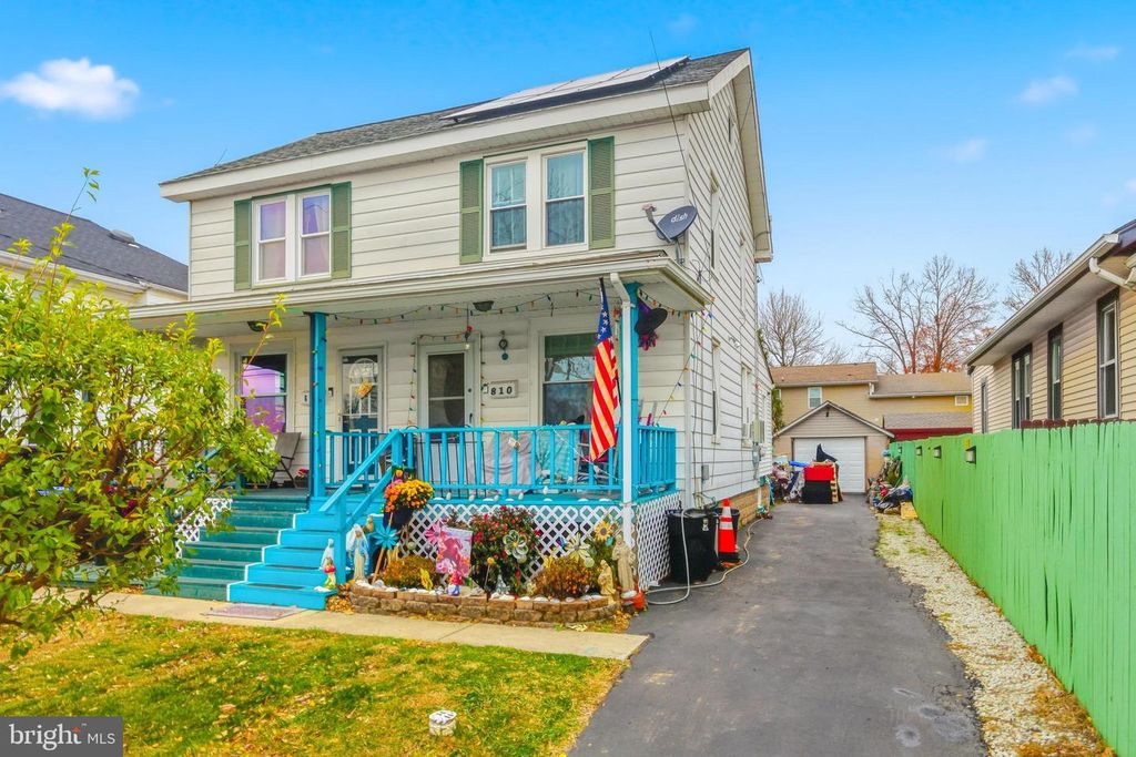 Image 1 of property listing at 810 PLEASANT AVE, Upper Chichester, PA 19061