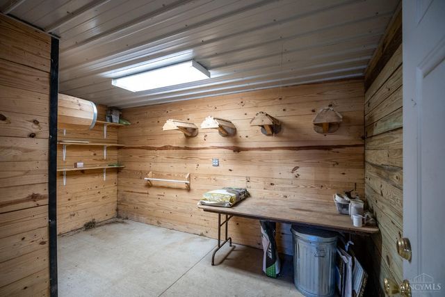 272 Inwood Rd, Chester Twp, OH 45177