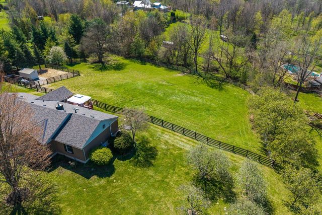 272 Inwood Rd, Chester Twp, OH 45177
