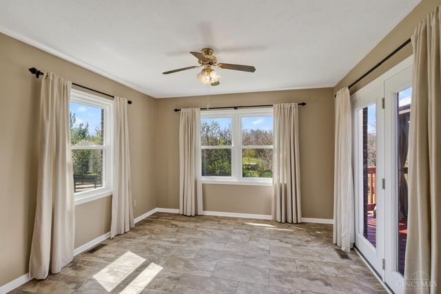 272 Inwood Rd, Chester Twp, OH 45177