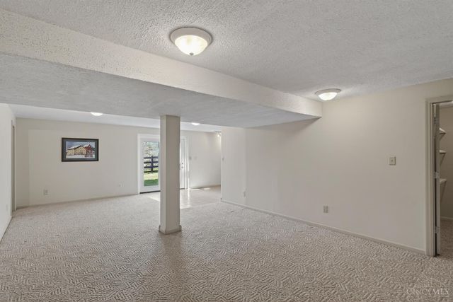 272 Inwood Rd, Chester Twp, OH 45177