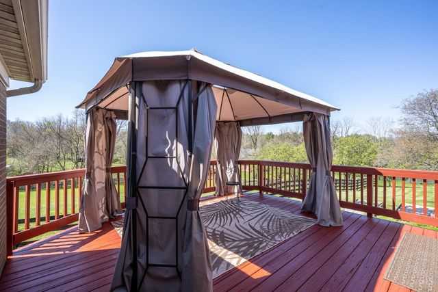 272 Inwood Rd, Chester Twp, OH 45177