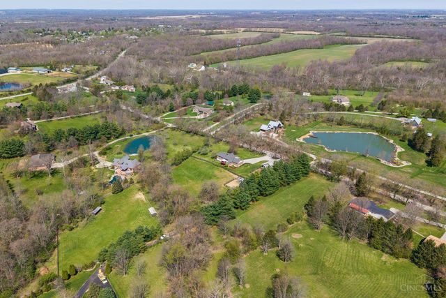 272 Inwood Rd, Chester Twp, OH 45177