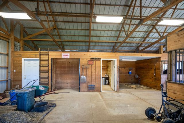 272 Inwood Rd, Chester Twp, OH 45177