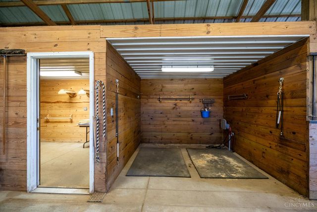 272 Inwood Rd, Chester Twp, OH 45177