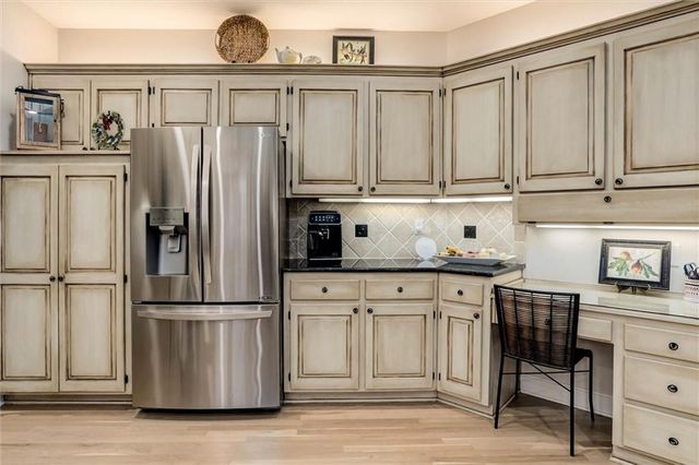 12412 Beverly Street, Overland Park, KS 66209