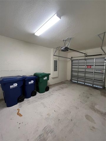 4935 NW 84th Ave 0, Doral, FL 33166