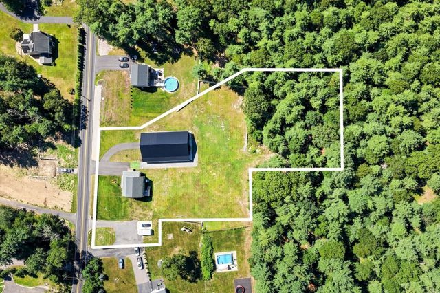 109 Spruce Street, Middleboro, MA 02346