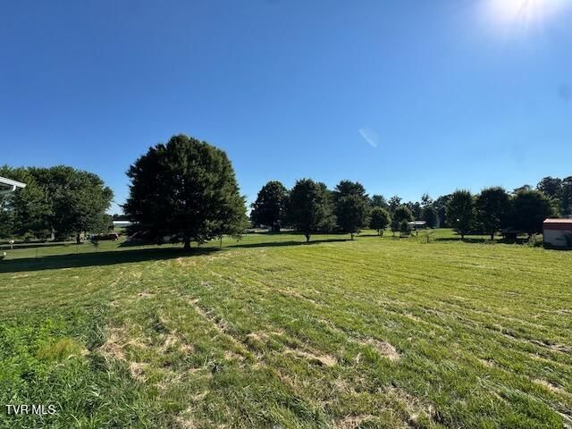 147 California Road, Church Hill, TN 37642