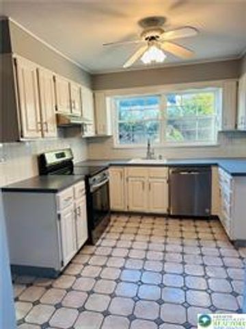 4208 Windsor Drive, South Whitehall Twp, PA 18104