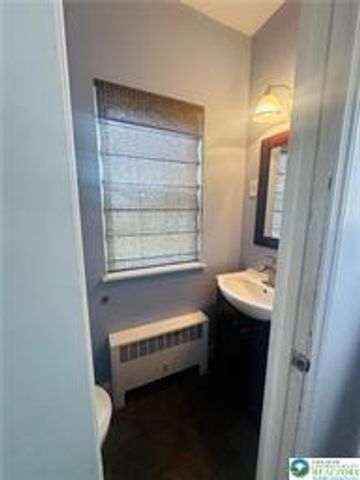 4208 Windsor Drive, South Whitehall Twp, PA 18104