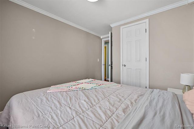 8723 Lakeshore Road, Lexington, MI 48450