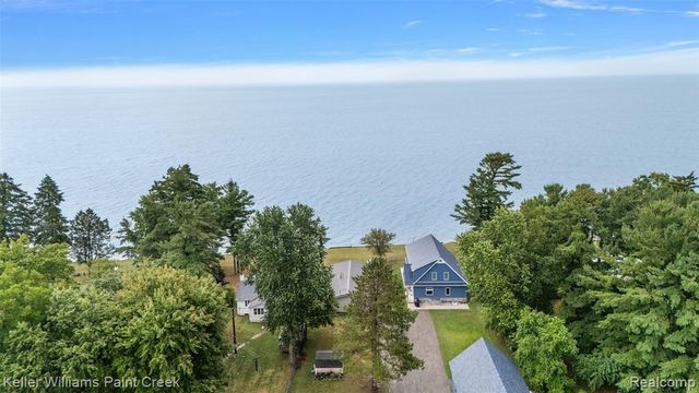 8723 Lakeshore Road, Lexington, MI 48450