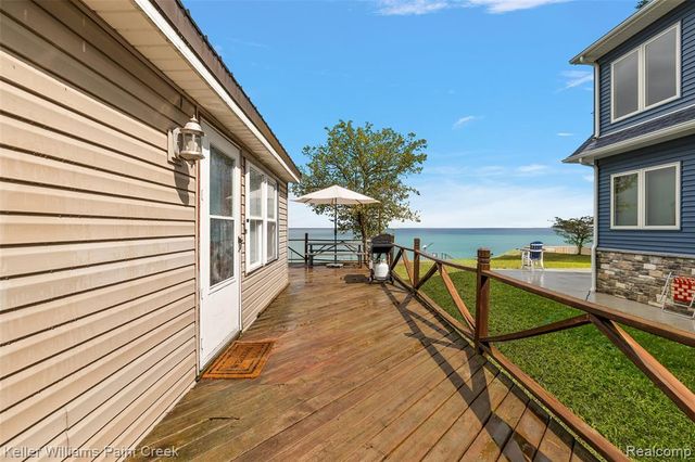 8723 Lakeshore Road, Lexington, MI 48450
