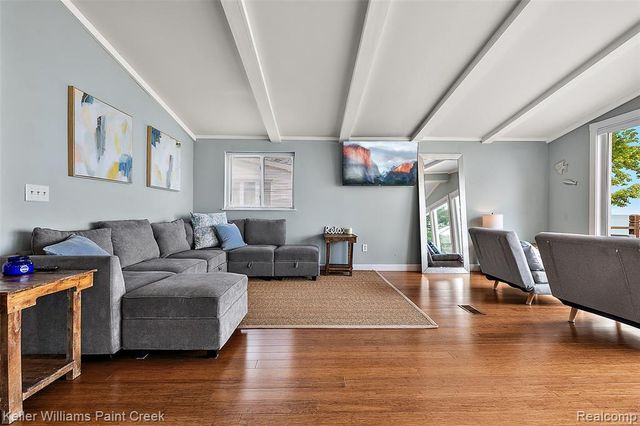 8723 Lakeshore Road, Lexington, MI 48450