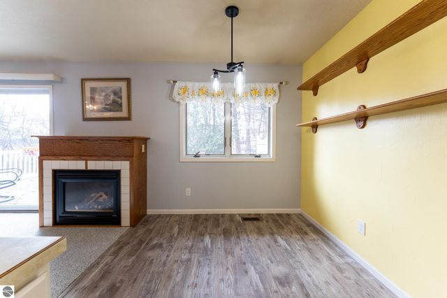 130 Peachwood Lane, Mt Pleasant, MI 48858