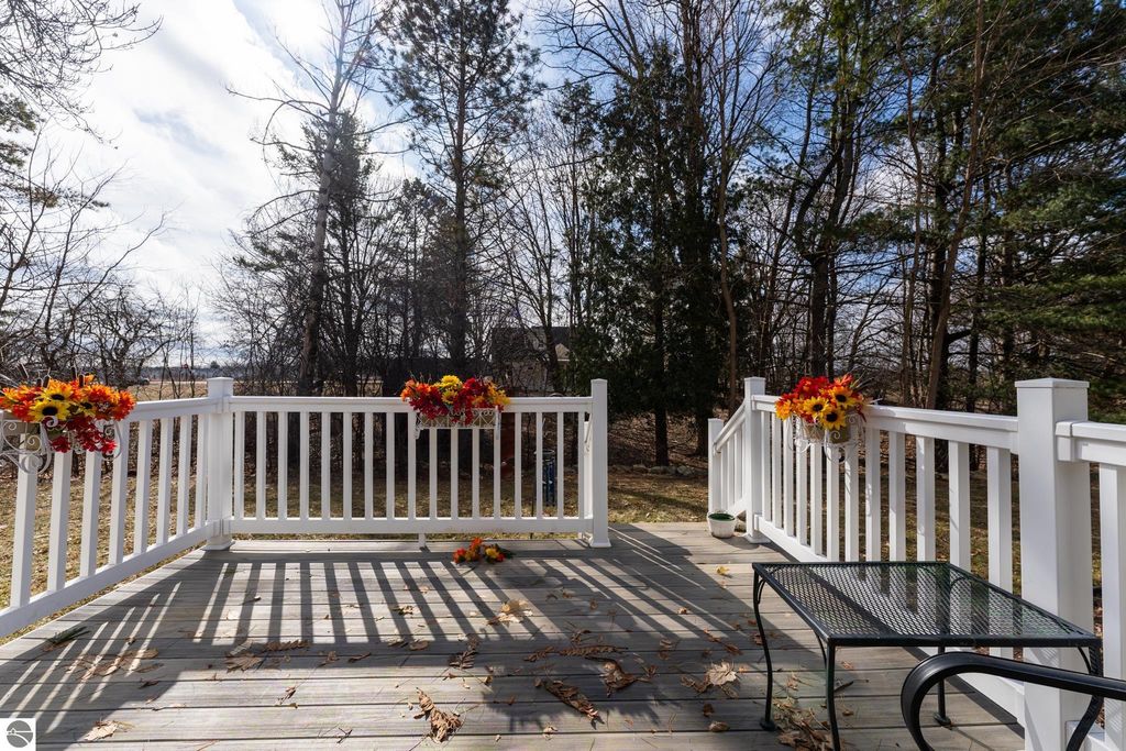 Image 27 of property listing at 130 Peachwood Lane, Mt Pleasant, MI 48858