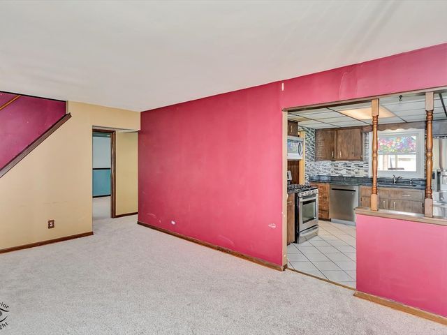 7948 Merrimac Avenue, Burbank, IL 60459