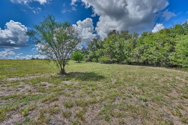 5846 Fm 949, Sealy, TX 77474