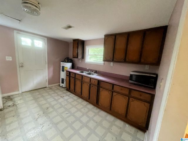 7649 GEORGIA AVENUE, Leeds, AL 35094