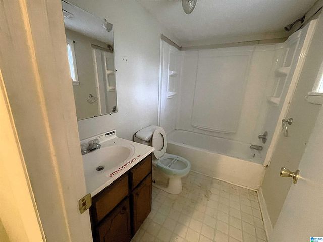 7649 GEORGIA AVENUE, Leeds, AL 35094