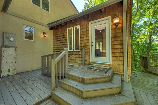 181 Mountain Tops Street, Blue Ridge, GA 30513