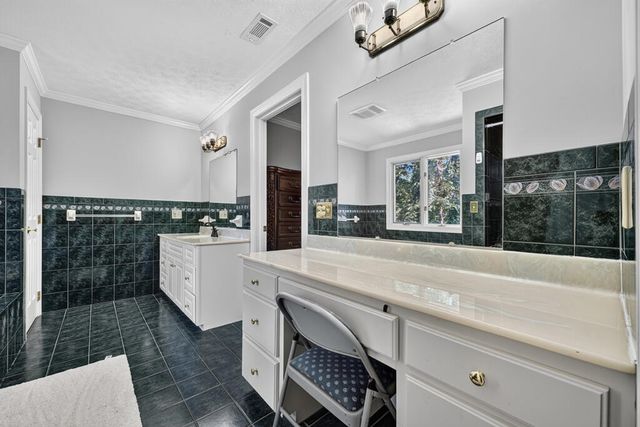 181 Mountain Tops Street, Blue Ridge, GA 30513