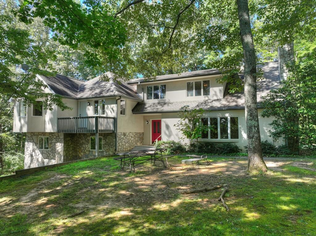 181 Mountain Tops Street, Blue Ridge, GA 30513