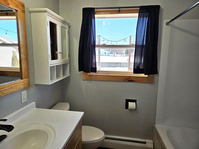 613 MCKINLEY AVENUE, Omro, WI 54963