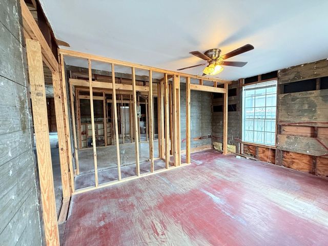 803 Brooks Street, Houston, TX 77009