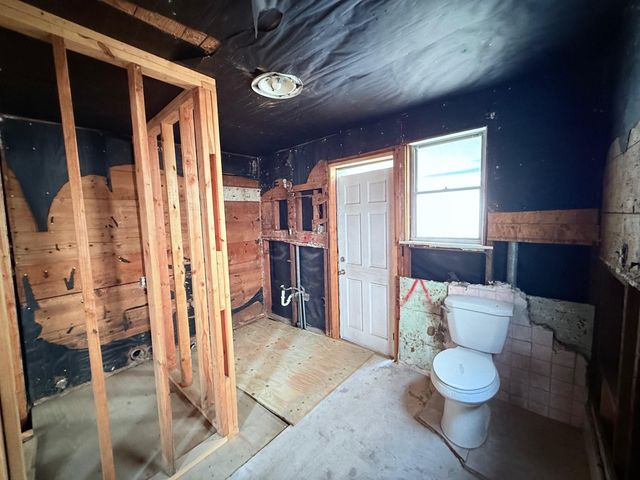 803 Brooks Street, Houston, TX 77009