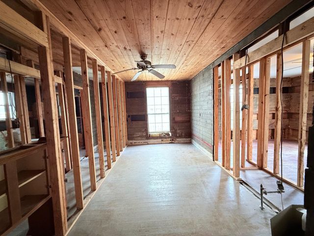 803 Brooks Street, Houston, TX 77009