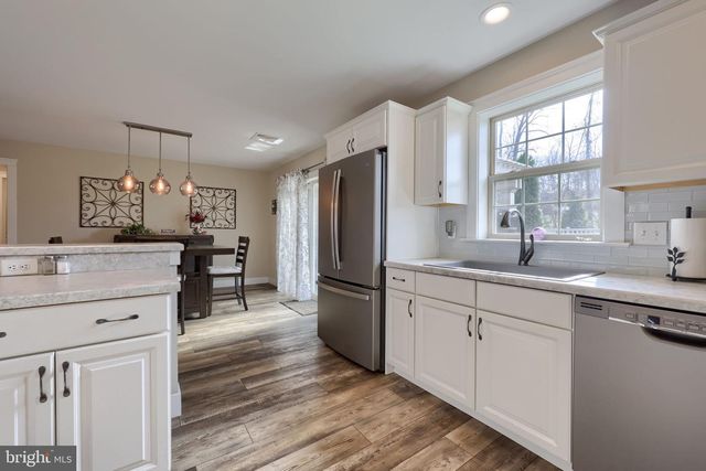 218 SWEET BIRCH LN, Womelsdorf, PA 19567