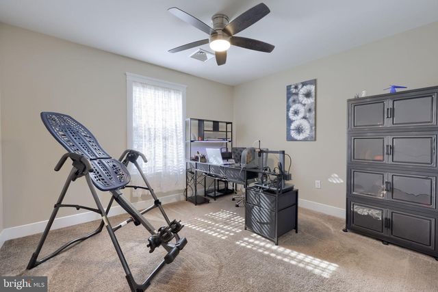 218 SWEET BIRCH LN, Womelsdorf, PA 19567