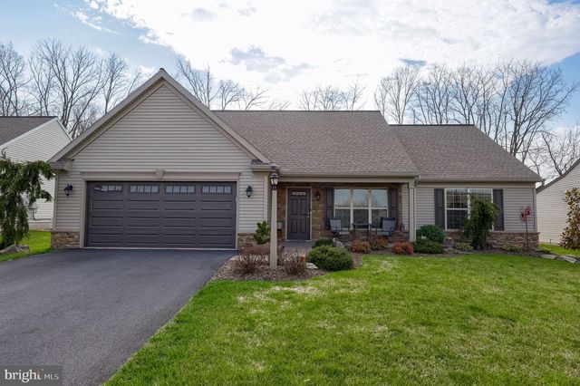 218 SWEET BIRCH LN, Womelsdorf, PA 19567