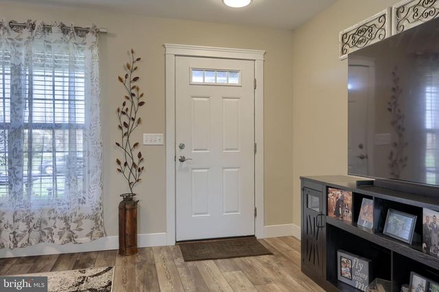 218 SWEET BIRCH LN, Womelsdorf, PA 19567