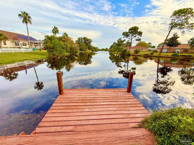 5416 Ponte Verde Dr, Pensacola, FL 32507