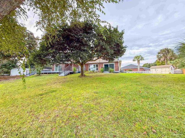 5416 Ponte Verde Dr, Pensacola, FL 32507