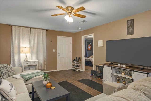 10461 Jersey Gold Road, Keithville, LA 71047